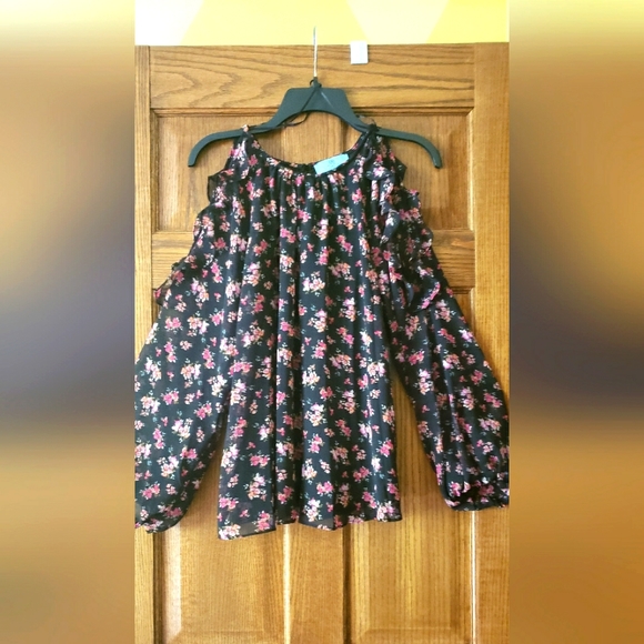 Blouse - Picture 2 of 8